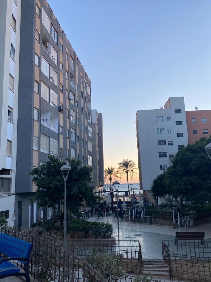 Paseo Maritimo Almeria Zapillo Daniel Bagian luar foto